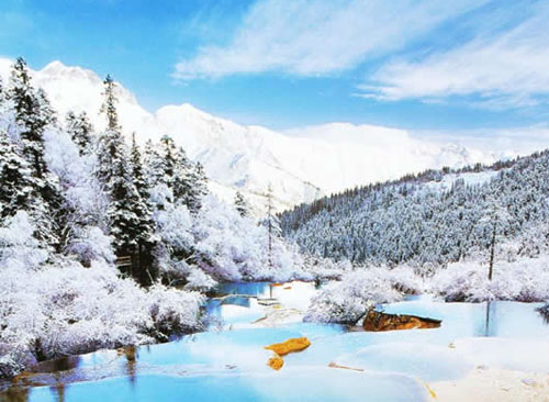 冬天的黄龙景区图片